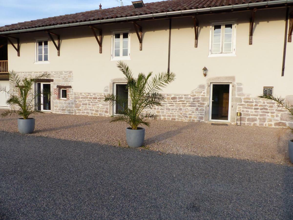Gites Domaine De La Rochere Domsure Exterior photo